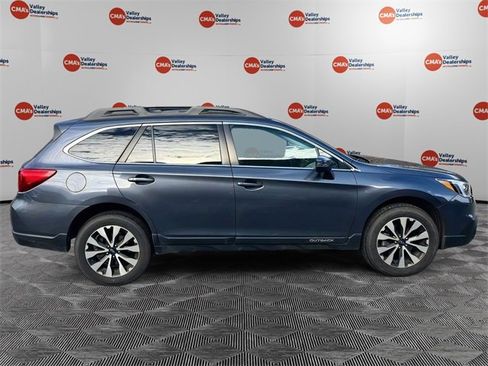 Used 2016 Subaru Outback 2.5i Limited image 9