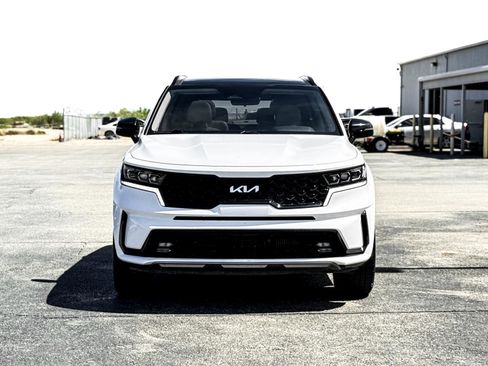 Used 2022 Kia Sorento SX AWD/4WD image 2
