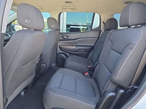 Certified 2023 GMC Acadia SLE w/ Driver Convenience Package FWD image 15