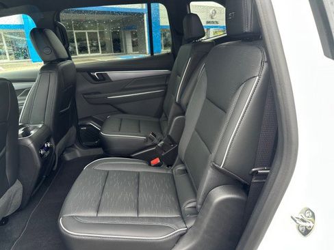 New 2026 Buick Enclave Sport Touring image 14