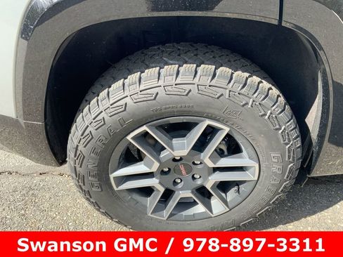 New 2026 GMC Terrain AT4 w/ LPO, Floor Liner Package AWD/4WD image 32