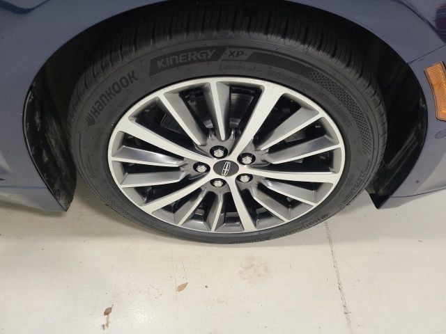 Used 2017 Lincoln MKZ Select w/ Technology Package FWD image 38