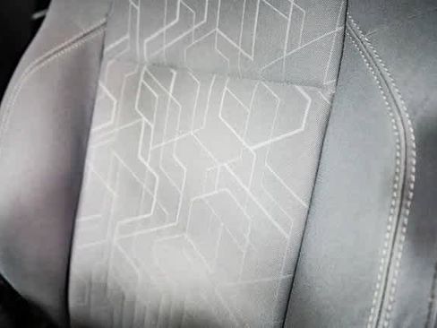 Used 2019 Toyota Tacoma TRD Sport w/ Technology Package image 25