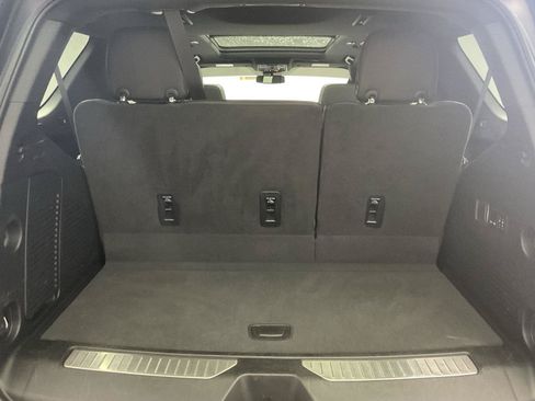 Used 2023 Chevrolet Tahoe RST w/ Luxury Package AWD/4WD image 32