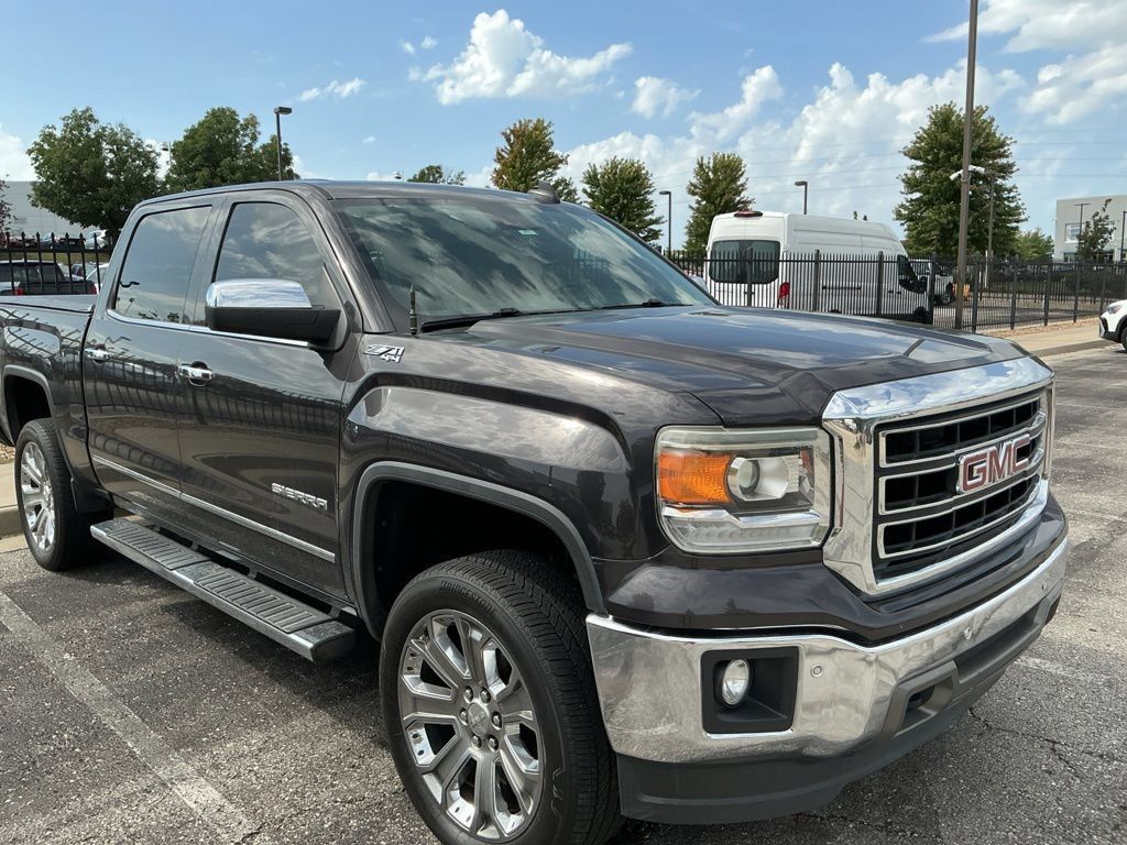 Used 2015 GMC Sierra 1500 SLT w/ SLT Crew Cab Value Package AWD/4WD image 10