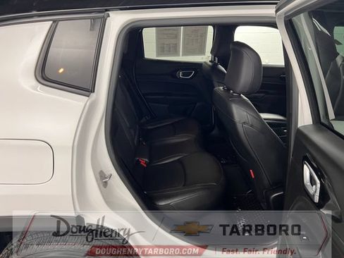 Used 2025 Jeep Compass Trailhawk AWD/4WD image 37