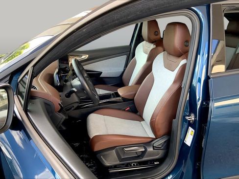 Used 2023 Volkswagen ID.4 Pro RWD image 7