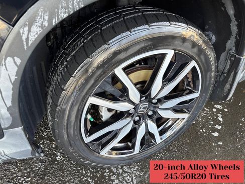 Used 2020 Honda Pilot Touring image 37