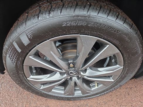 Used 2019 Lexus UX 250h F Sport w/ F Sport Premium Package image 10