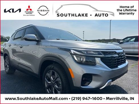 Used 2024 Kia Seltos S AWD/4WD image 1