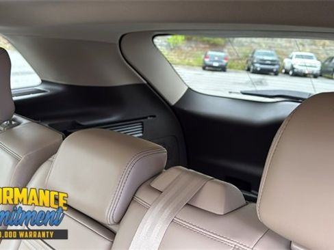 Used 2022 Lincoln Nautilus Reserve image 20