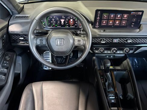 Used 2025 Honda Accord Sport image 28