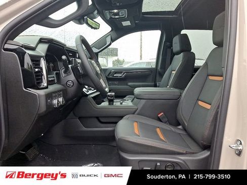 New 2026 GMC Sierra 1500 AT4 w/ AT4 Premium Package AWD/4WD image 10