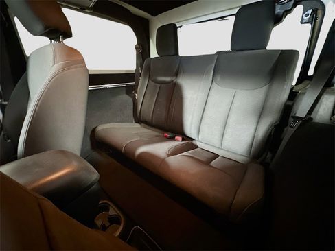 Used 2016 Jeep Wrangler Sport image 20