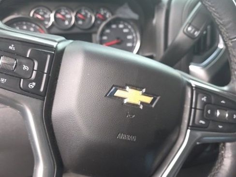 Used 2021 Chevrolet Silverado 1500 LT w/ Safety Package image 3