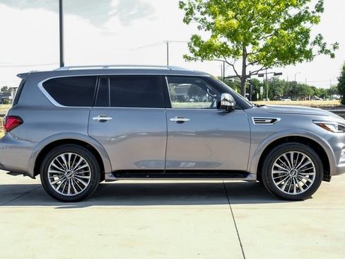Used 2021 INFINITI QX80 Sensory w/ All-Season Package RWD image 10