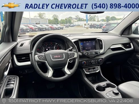 Used 2023 GMC Terrain SLE w/ Driver Convenience Package AWD/4WD image 14