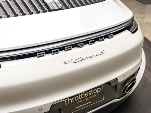 Used 2024 Porsche 911 Cabriolet image 22