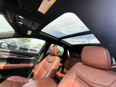 Used 2021 Cadillac XT5 Premium Luxury AWD/4WD image 27