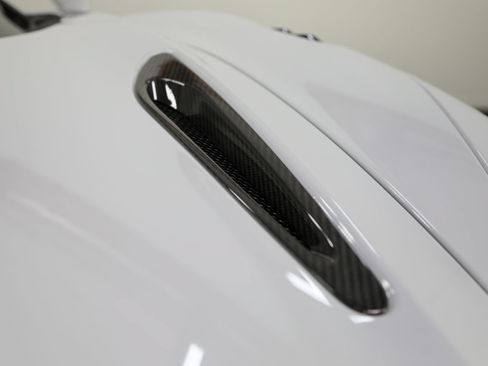 Used 2022 McLaren 765LT RWD image 16