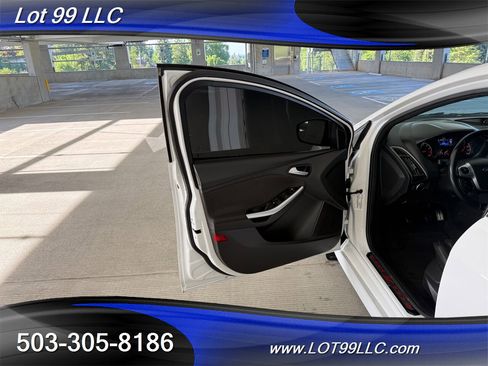 Used 2013 Ford Focus ST FWD image 31