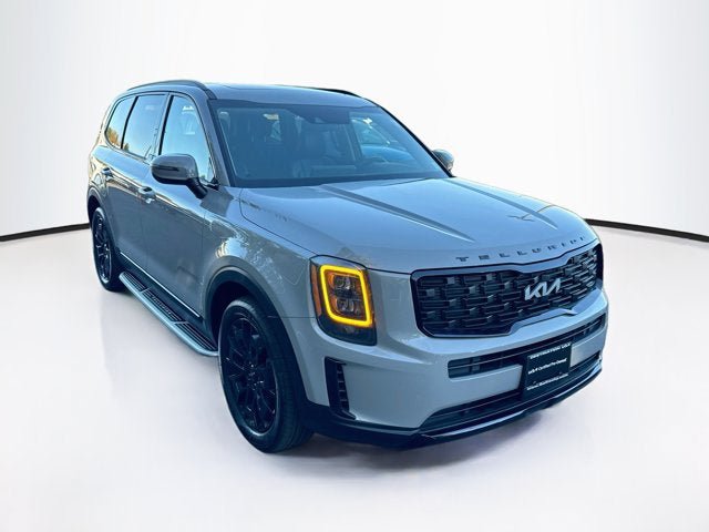 Certified 2022 Kia Telluride EX w/ EX Premium Package AWD/4WD image 3