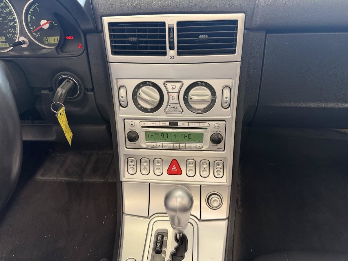 Used 2005 Chrysler Crossfire Limited RWD image 22