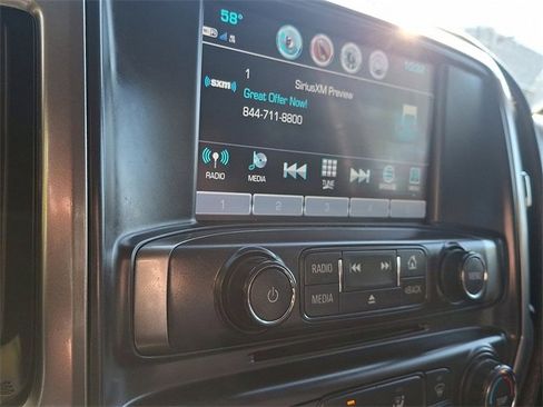 Used 2019 Chevrolet Silverado 1500 LT image 3