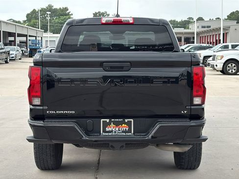 Used 2023 Chevrolet Colorado LT RWD image 4