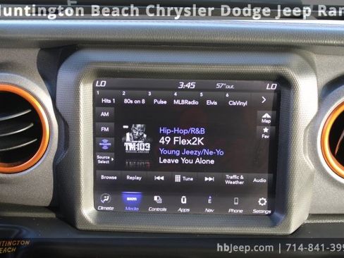 Used 2022 Jeep Gladiator Mojave image 14