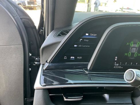 Used 2023 Cadillac Escalade ESV Sport image 16