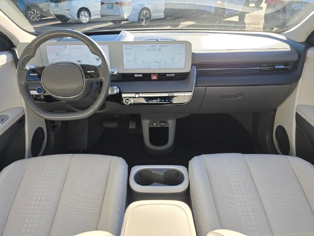 Certified 2023 Hyundai Ioniq 5 Limited AWD/4WD image 18