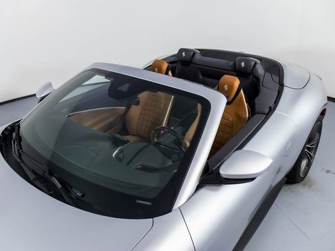 Certified 2025 Ferrari Roma Spider image 32