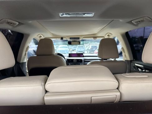 Used 2017 Lexus RX 350 FWD w/ Luxury Package image 6