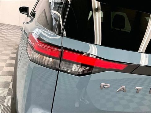 New 2026 Nissan Pathfinder Platinum AWD/4WD image 20