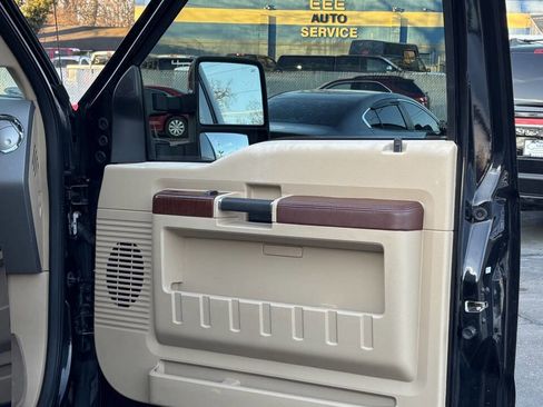 Used 2012 Ford F350 King Ranch w/ King Ranch w/Chrome Pkg image 23