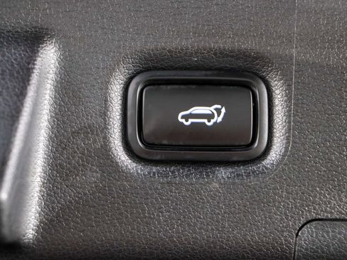 Used 2022 Hyundai Santa Fe SEL w/ Convenience + Premium Package FWD image 30