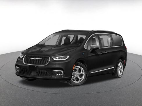 Used 2023 Chrysler Pacifica Touring-L FWD image 6