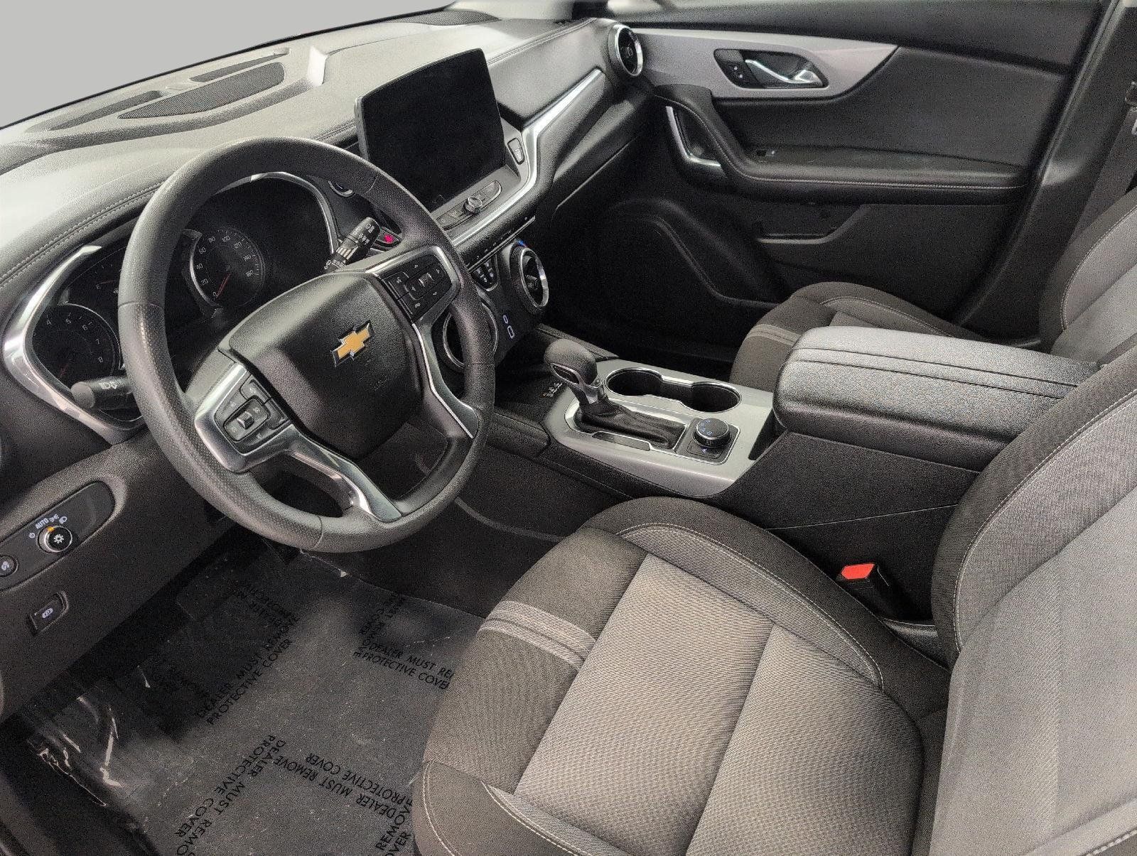 Used 2023 Chevrolet Blazer LT w/ Convenience Package AWD/4WD image 9