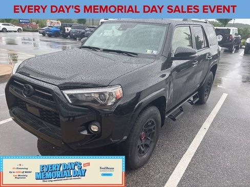 Used 2022 Toyota 4Runner SR5 Premium w/ TRD Black Wheel Package (TMS) AWD/4WD image 11