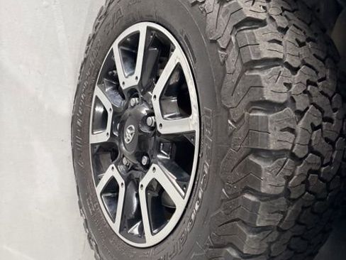 Used 2020 Toyota Tundra SR5 w/ TRD Off-Road Package image 37