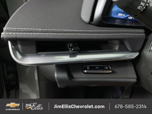 Used 2024 Chevrolet Corvette Z06 image 18