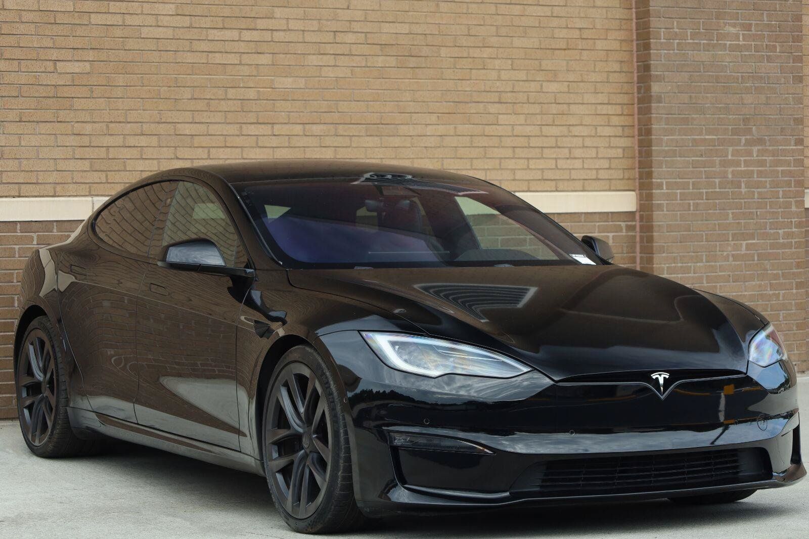 Used 2022 Tesla Model S Plaid AWD/4WD image 7