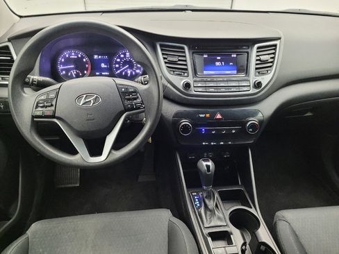 Used 2018 Hyundai Tucson SE image 22