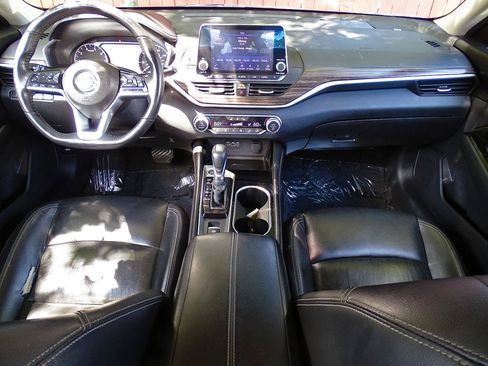 Used 2020 Nissan Altima 2.5 SL FWD image 33