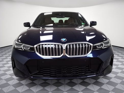 Used 2026 BMW 330i xDrive Sedan w/ M Sport Package AWD/4WD image 6