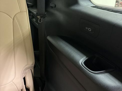 New 2025 Jeep Grand Cherokee L Limited image 25