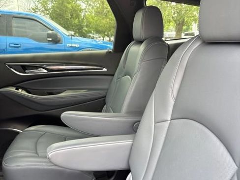 Certified 2024 Buick Enclave Essence w/ Experience Buick Package FWD image 5