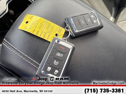 Used 2024 Jeep Grand Cherokee L Altitude AWD/4WD image 28