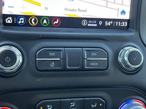 Used 2022 GMC Sierra 2500 AT4 w/ AT4 Premium Plus Package image 31